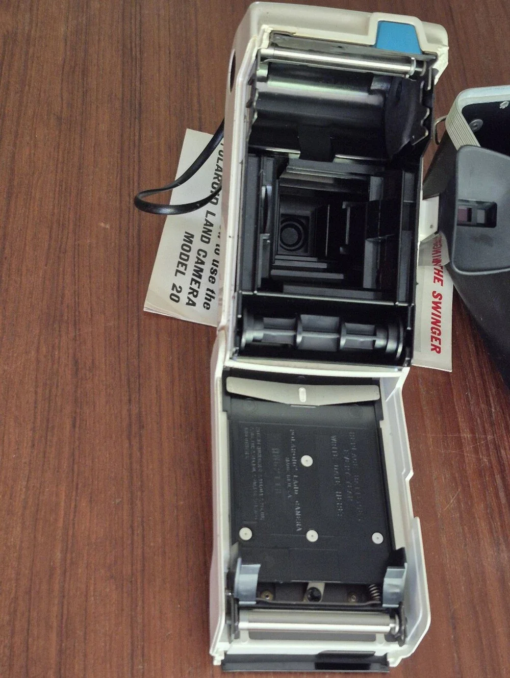 Polaroid The SWINGER Land Camera with Case